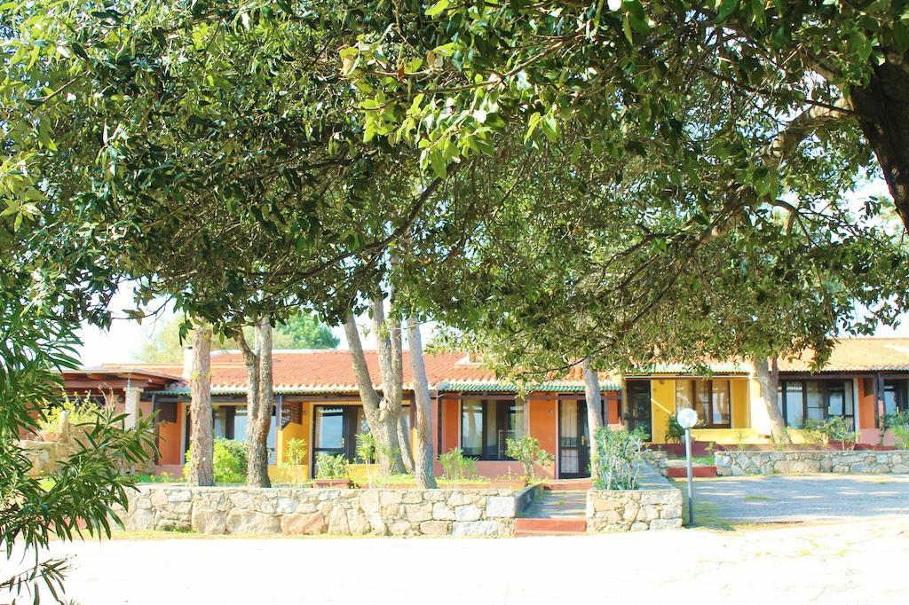 Residence Blue Corner Porto Pollo ปาเลา ภายนอก รูปภาพ
