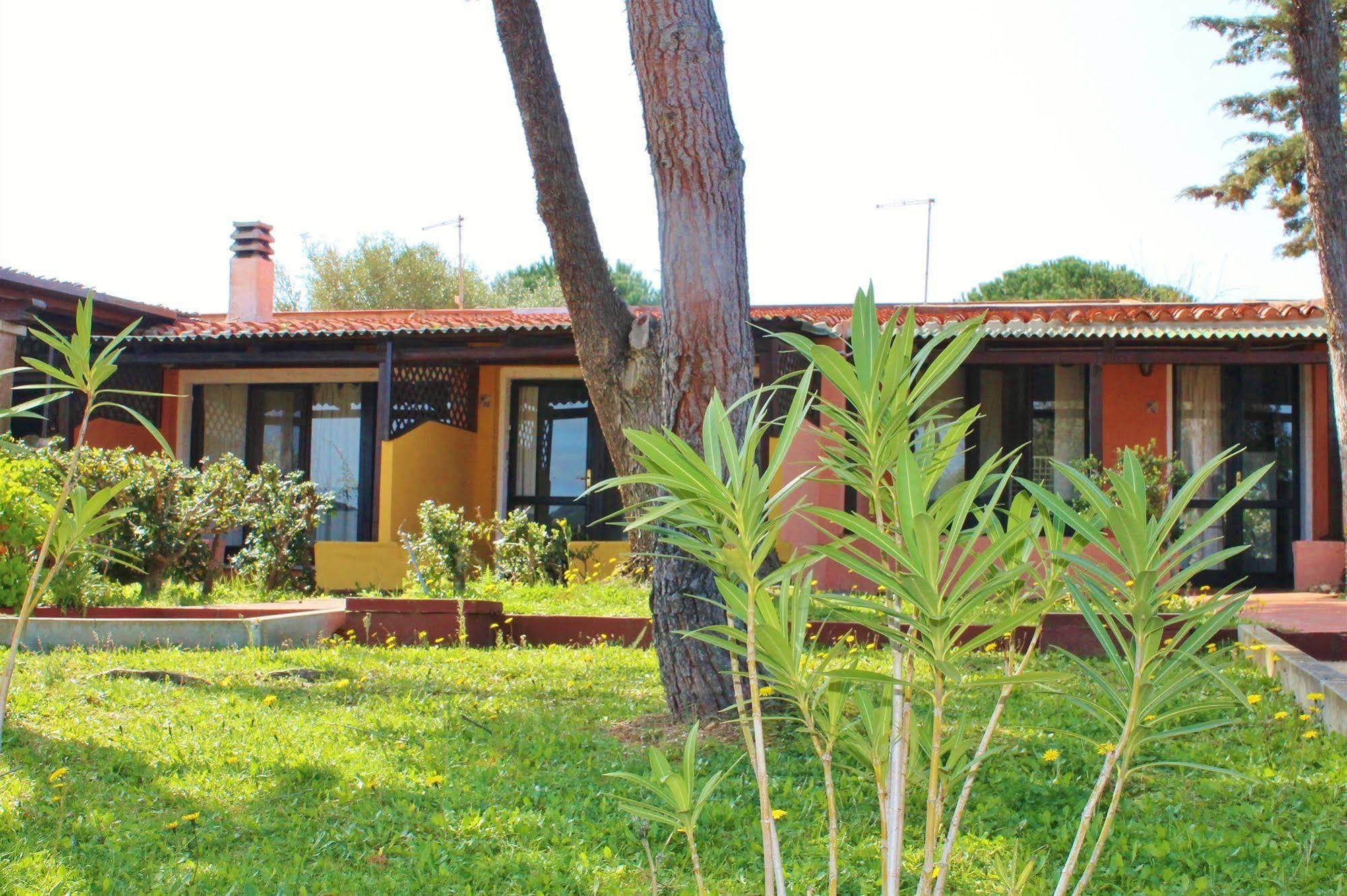 Residence Blue Corner Porto Pollo ปาเลา ภายนอก รูปภาพ
