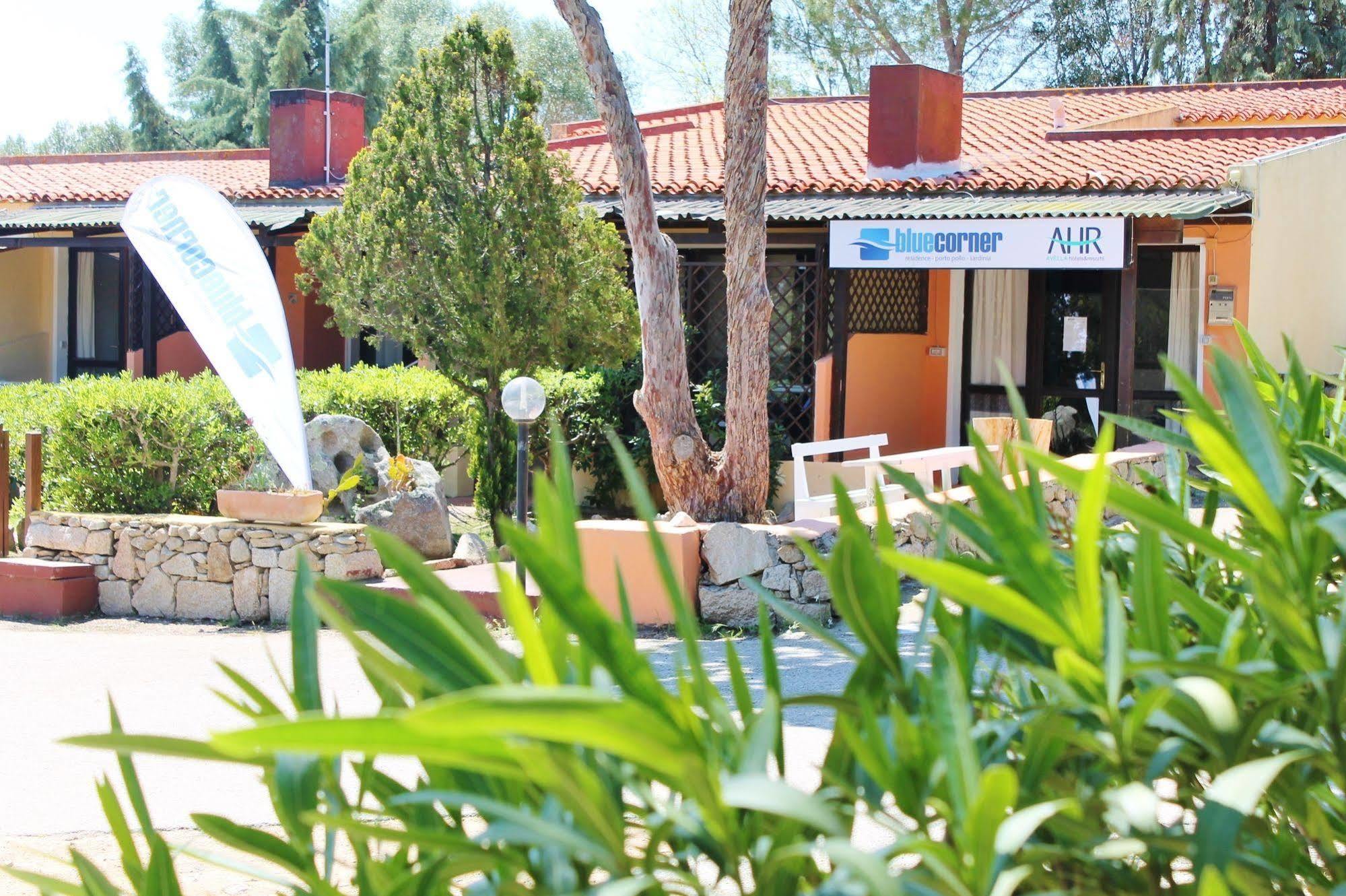 Residence Blue Corner Porto Pollo ปาเลา ภายนอก รูปภาพ